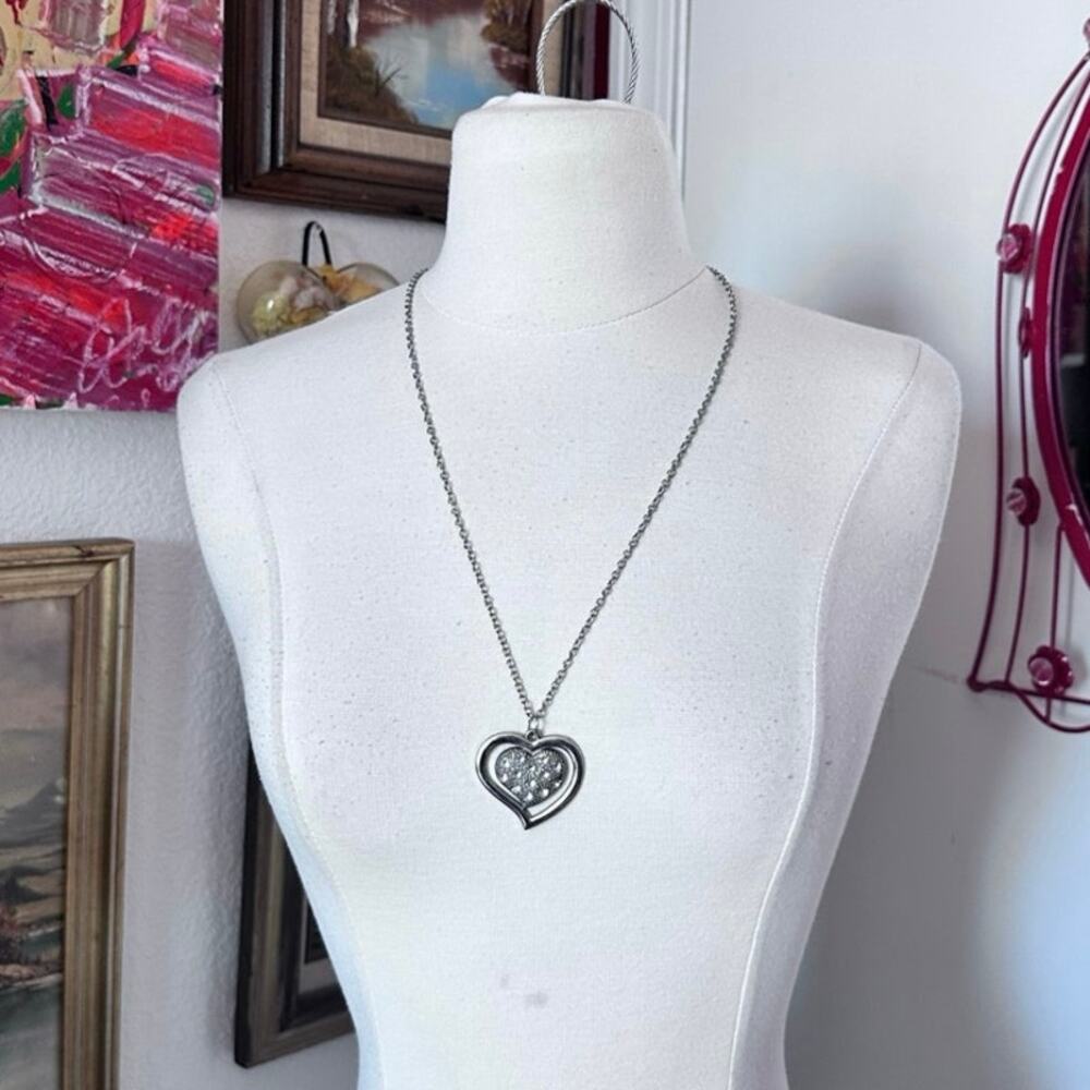 rhinestone heart pendant necklace silver